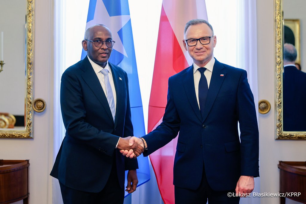 On the 2nd of July 2025 in Warsaw, I had the honour to present my Letters of Credence to His Excellency Andrzej Duda, President of the Republic of Poland, as Ambassador Extraordinary and Plenipotentiary of the Federal Republic of Somalia to the Republic of Poland (non-resident).