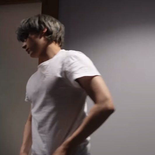 tyunsweb's tweet image. who else #Thinking