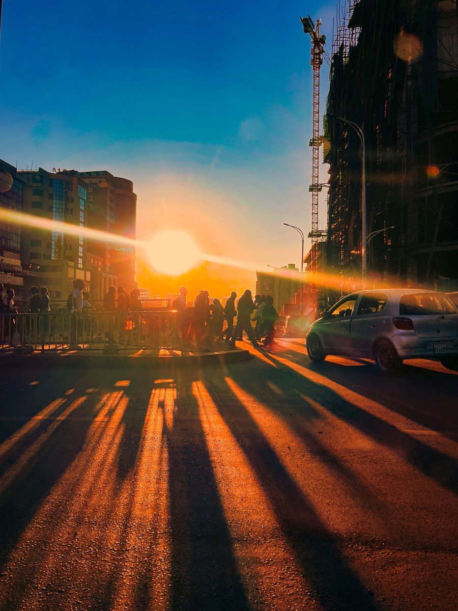 Street photo | Megenagna #goldenhour #retweet #PhotoOfTheDay