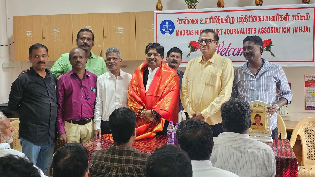PWilsonDMK's tweet photo. Today, the Madras High Court Journalists Association felicitated me for my renomination to the Rajya Sabha. Since I began practising in High court in 1989, I have maintained a strong relationship with journalists, who have provided tremendous support to me both inside and outside the High Court.
#madrashc