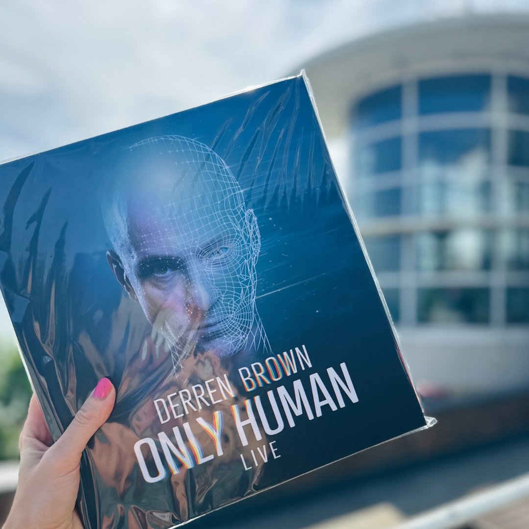 SouthendTheatre's tweet photo. The award-winning master of mind control has returned to the Cliffs Pavilion! @DerrenBrown is here until Saturday, which performance are you coming to? 🎟️ https://t.co/IWDukpgVDb