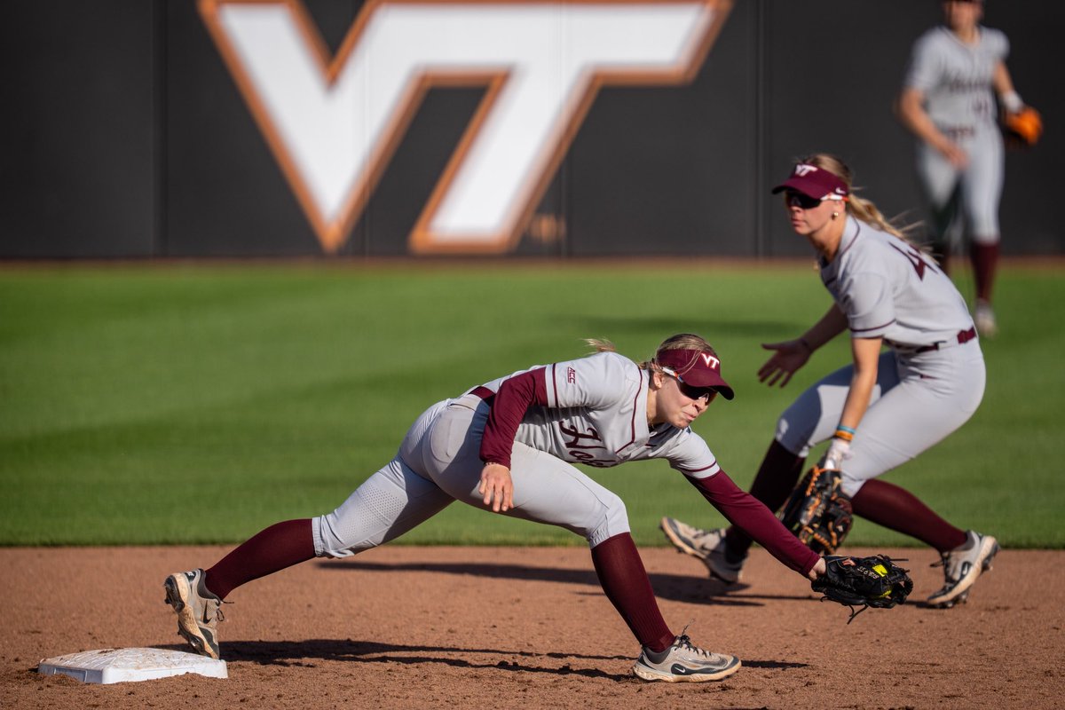 HokiesSoftball's tweet image. Some more of our favorite photos ๐ธ
#Hokies