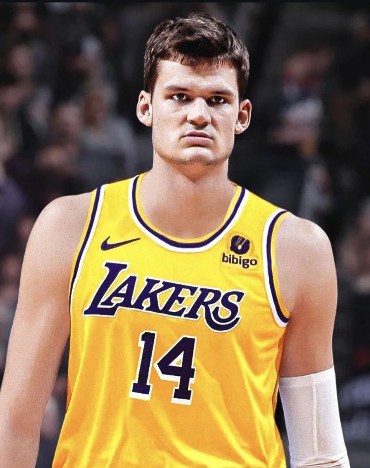 LakeShowYo tweet media