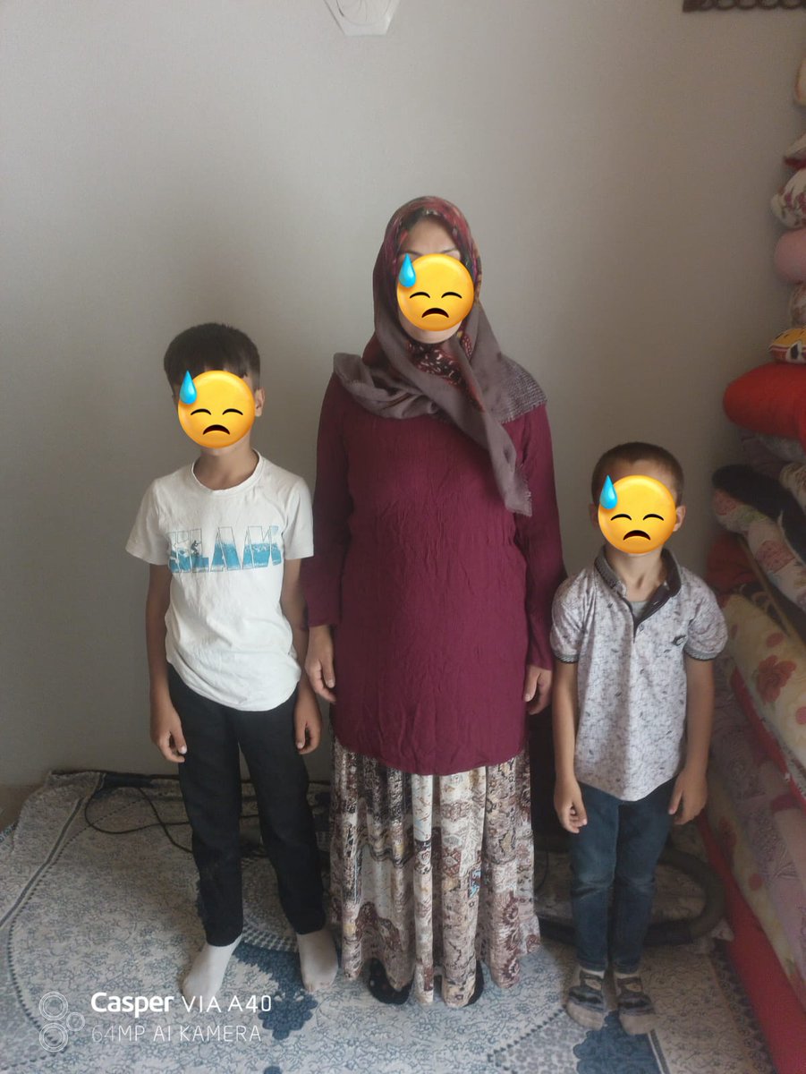 Yardım çağrısı!

Baba hasta, 3 çocuk var, hepsi öğrenci. Oturdukları ev kira. Bu gördüğünüz eve aylık 6.000₺ kira veriyorlar ve maalesef birikmiş kira borçları da var.Ailenin buzdolabı, ev eşyası, çocuklar için kıyafet ve gıda ihtiyaçları var.
"Kim bir müminin bir sıkıntısını