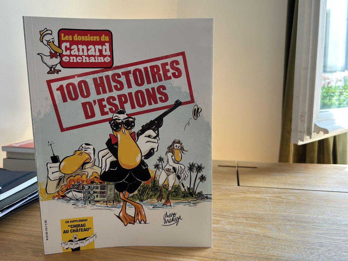 En kiosques, le nouveau "Dossiers du Canard" consacré aux espions. J'y signe 3 papiers :
1) Un sur quelques espions russes qui ont tourné autour de Trump ces 30 dernières années.
2) Un sur le barbouze du Kremlin, V. Sourkov.
3) Un sur les "technologies" séparatistes de la Russie