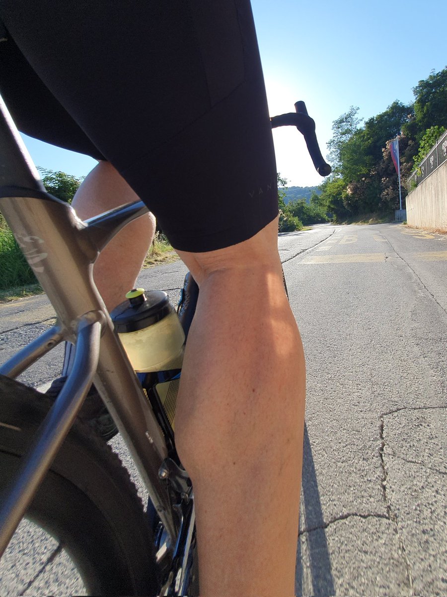 IgorB090371's tweet photo. #pushhard🚴♂️💪 https://t.co/W1jJ8E3JQR