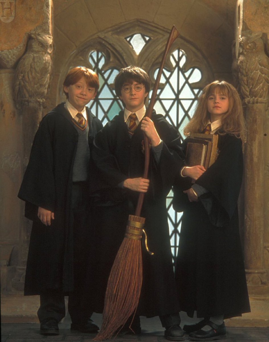 HPotterUniverse's tweet photo. Iconic trio 🔥🔥🔥 https://t.co/fPEZArNxOK