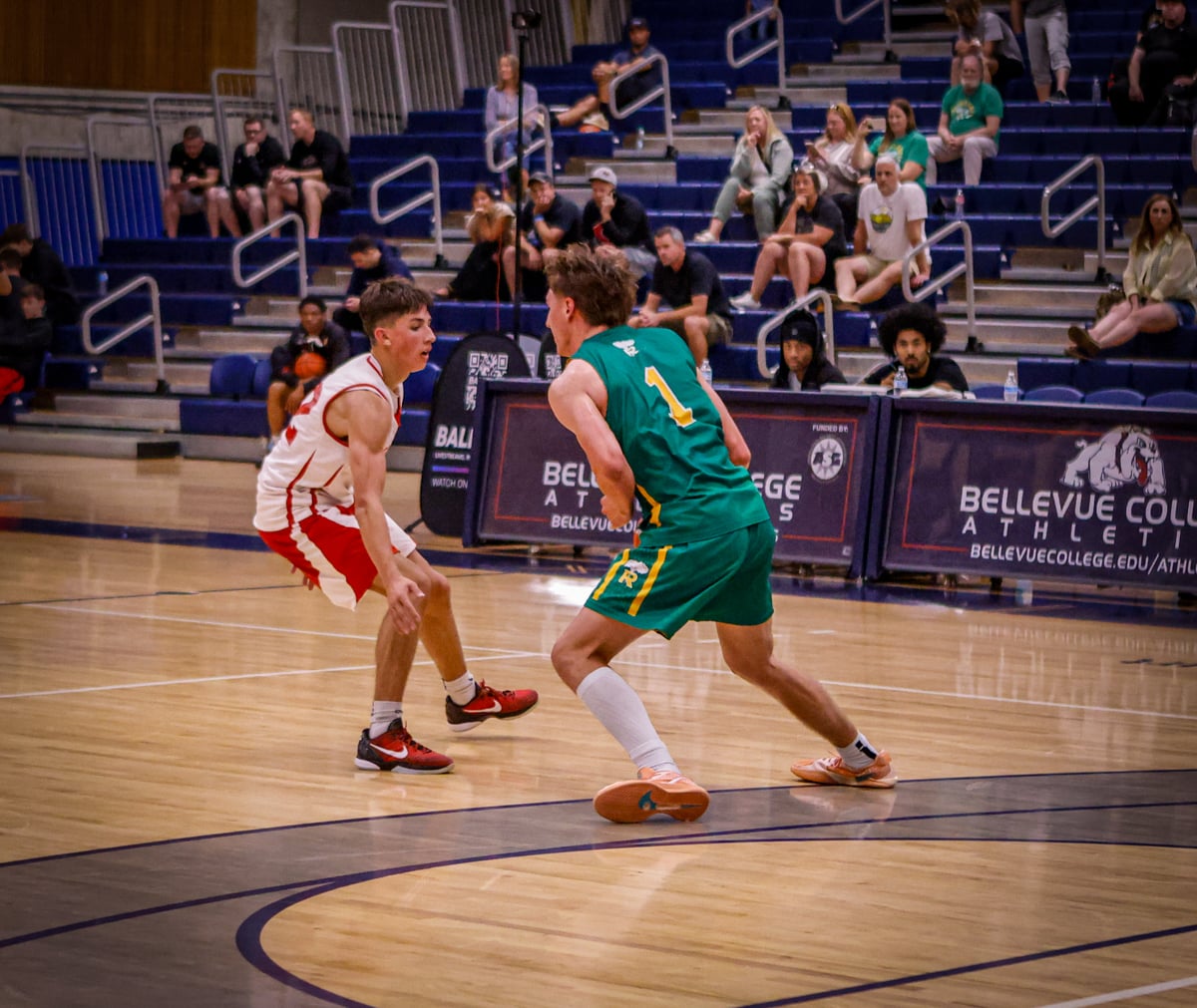 TheyCallMeEL's tweet photo. My guy is tough as nails! He's an unbelievable competitor and so fearless.  You've earned all that's coming your way kiddo. Keep your head down and keep grinding. So proud of you!!! @Jordan20Allen https://t.co/QGf1kdc6DH