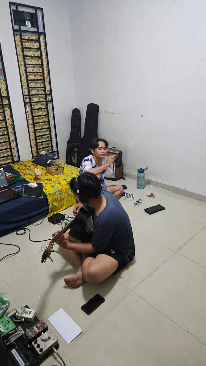 pepichid's tweet photo. rekaman pertama 'the lappets'

kita tunggu pas udh jadi sukses https://t.co/GaxKyPdxKs
