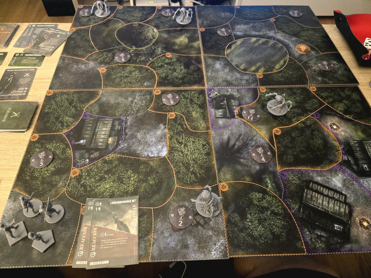 Seryu_MG's tweet photo. Partidazas a #FireTeamZero en #solitario y digo partidazas porque me han reventado más de una vez 🥲 muy buen juego, me ha gustado su gestión de acciones y reacciones con cartas, lo sencillo que es y lo puñetera que se pone la situación, tiene sitio en la ludoteca! #juegosdemesa https://t.co/AQkFenl2Fu