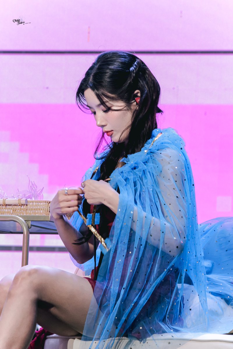 250628

👸🩷

<a href="/KWONEUNBI/">권은비 (KWON EUNBI)</a>
#권은비 #KWONEUNBI
#クォンウンビ #ウンビ