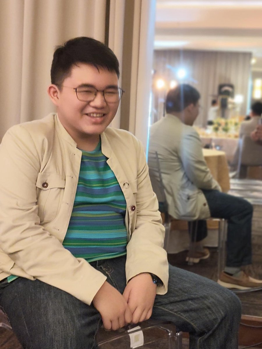 JetSoulJC's tweet photo. Smile is a curve that set everything straight.

I like your smile son keep on smiling.💛🩷 https://t.co/4y8RFtjnoQ
