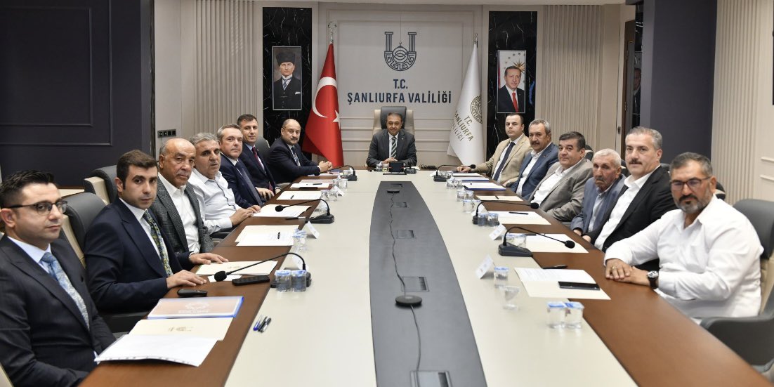 Sabri Akaltun (@sabriakaltun1) on Twitter photo Şanlıurfa Gıda İhtisas Organize Sanayi Bölgesi Müteşebbis Heyeti Toplantısı
Valimiz Sayın <a href="/hasansildak/">Hasan ŞILDAK</a> Başkanlığında Gerçekleştirilmiştir. Toplantıda Alınan Kararlar Şehrimize Ve Sanayicilerimize Hayırlı Olsun <a href="/sanliurfatso/">ŞUTSO</a> <a href="/mdoganyetim/">Mehmet Doğan Yetim</a> <a href="/serhatkrd/">Serhat KARADAĞ</a> Şanlıurfa Gıda İhtisas Organize Sanayi Bölgesi Müteşebbis Heyeti Toplantısı
Valimiz Sayın <a href="/hasansildak/">Hasan ŞILDAK</a> Başkanlığında Gerçekleştirilmiştir. Toplantıda Alınan Kararlar Şehrimize Ve Sanayicilerimize Hayırlı Olsun <a href="/sanliurfatso/">ŞUTSO</a> <a href="/mdoganyetim/">Mehmet Doğan Yetim</a> <a href="/serhatkrd/">Serhat KARADAĞ</a>