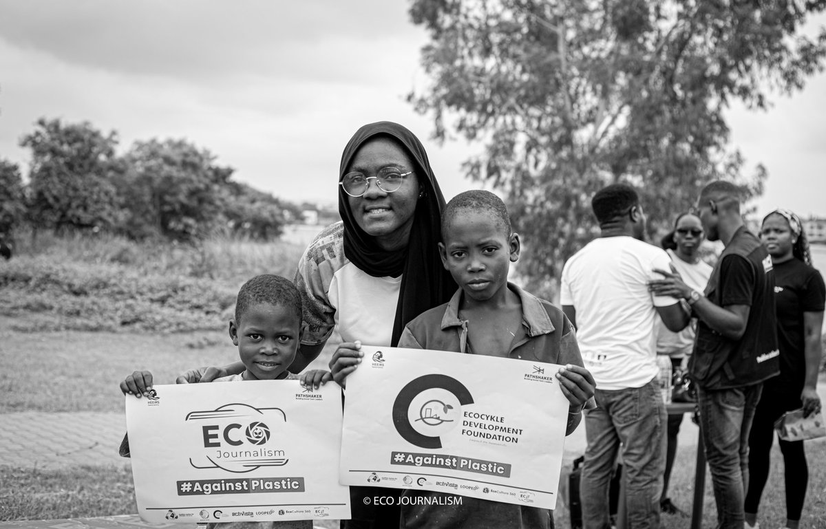 ecocykle's tweet image. On June 28, Ecocykle × Pathshaker hosted #RacingAgainstPlastic at Jabi Lake,blending fitness with climate advocacy!
Highlights
📌 Aerobics for wellness
📌 Symbolic race vs. plastic pollution
📌 Friendly football: male vs. female advocates = unity & inclusion
#EcocykleImpact