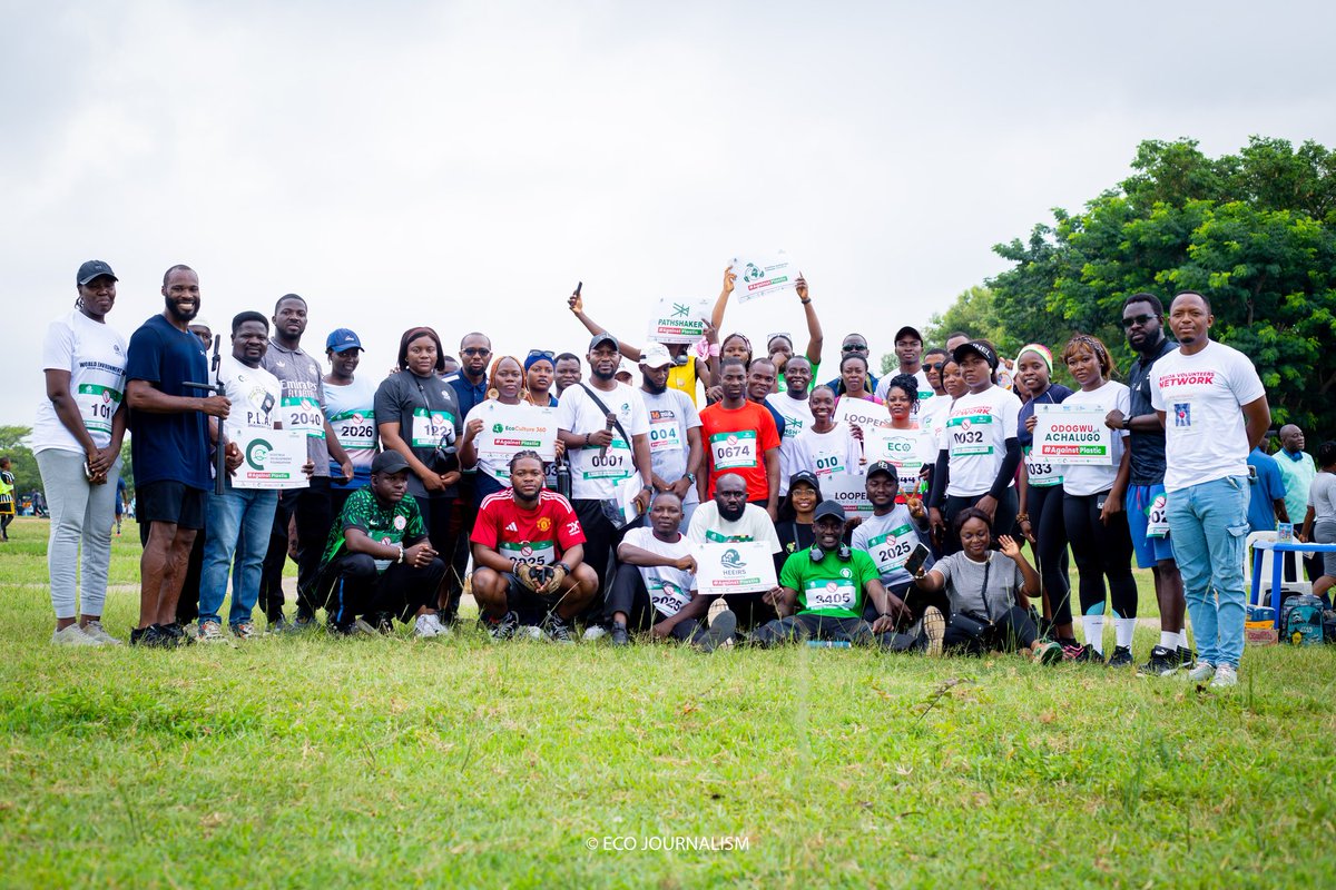 ecocykle's tweet image. On June 28, Ecocykle × Pathshaker hosted #RacingAgainstPlastic at Jabi Lake,blending fitness with climate advocacy!
Highlights
📌 Aerobics for wellness
📌 Symbolic race vs. plastic pollution
📌 Friendly football: male vs. female advocates = unity & inclusion
#EcocykleImpact