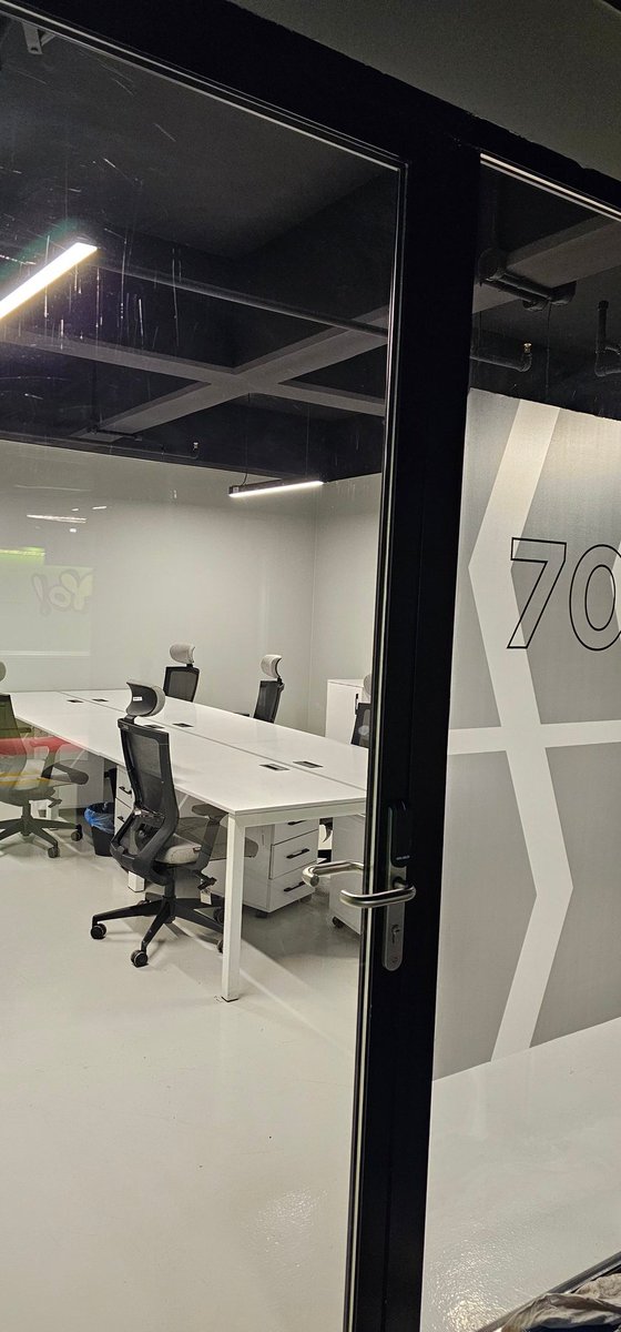 عُدنا الى الكراج بعد سنة
لكن بزاوية مختلفة 
وطموحات أكبر