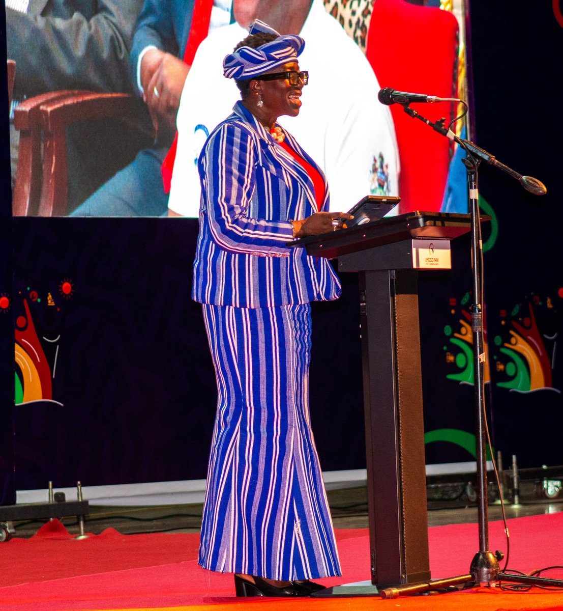 UNMalawi's tweet image. “Refuse to be used. Reject violence in all its forms. Let your voice be a tool for building, not breaking.” – @beckyadda, UN Resident Coordinator, at the opening of the #YouthSummit2025
As Malawi prepares for the September elections, youth must lead for peace.
#Malawi2063