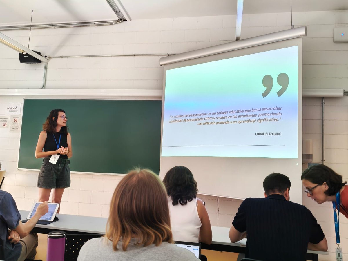 Avui, al I congrés STEM de secundària, organitzat per <a href="/ICEUPC/">ICE-UPC</a>, la DG d'<a href="/educaciocat/">Educació</a> Mercè Andreu ha estat en l'obertura de la jornada.
El programa #STEAMcat s'ha visibilitzat amb comunicacions i pósters realitzats per l'equip d'ambaixadors.