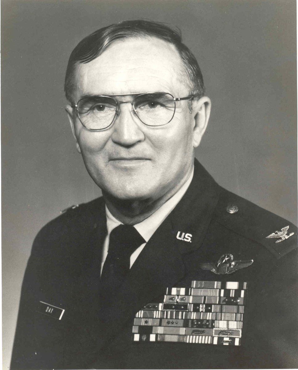 pushkinpods's tweet image. Shot down over Vietnam, George “Bud” Day escaped from a prison camp and ran barefoot & wounded through the jungle. What happened to him over the next five long years is a brutal testament to his heroism... learn more on #MedalOfHonor with @iamjrmartinez: lnk.to/no960V