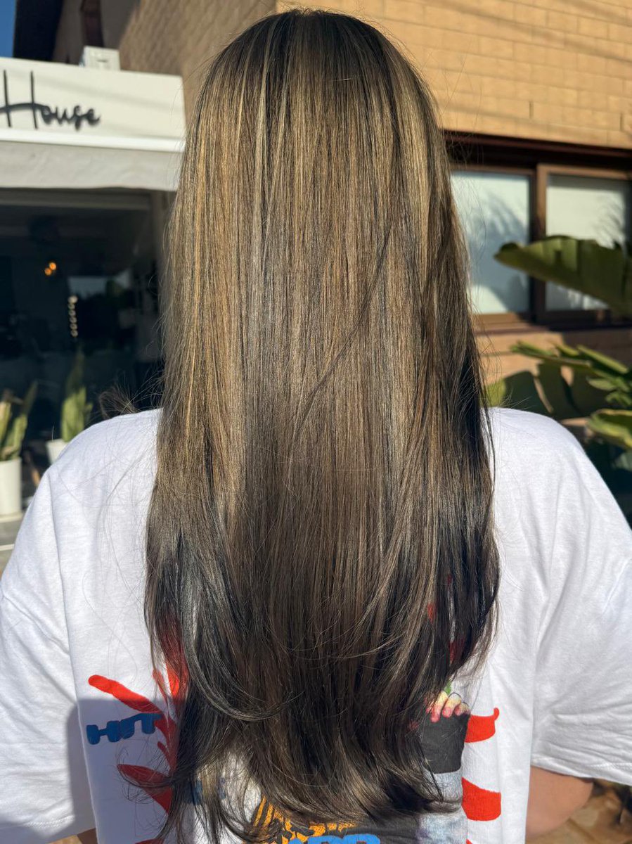 bs_kitkat's tweet image. Black streaks for summer 🌟