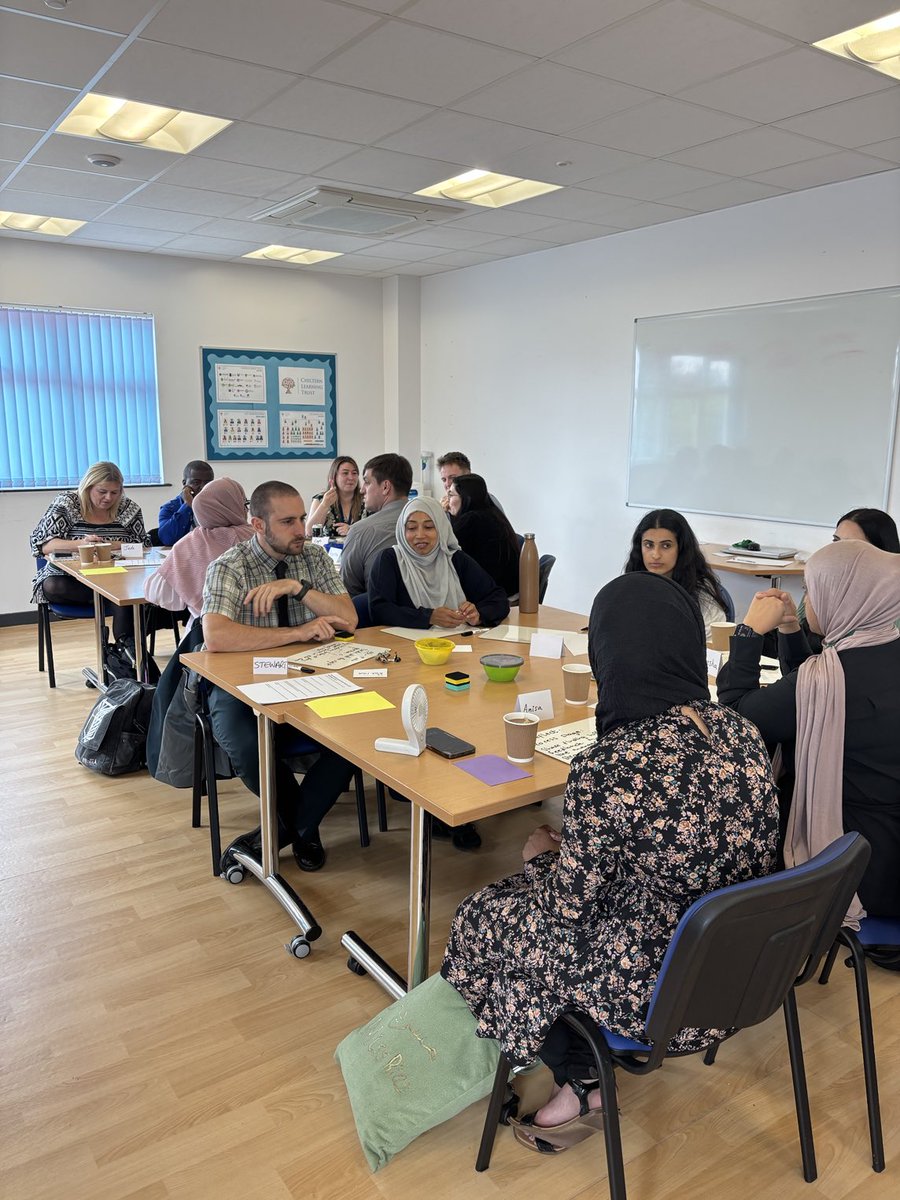 Rosalind Paul tweet media