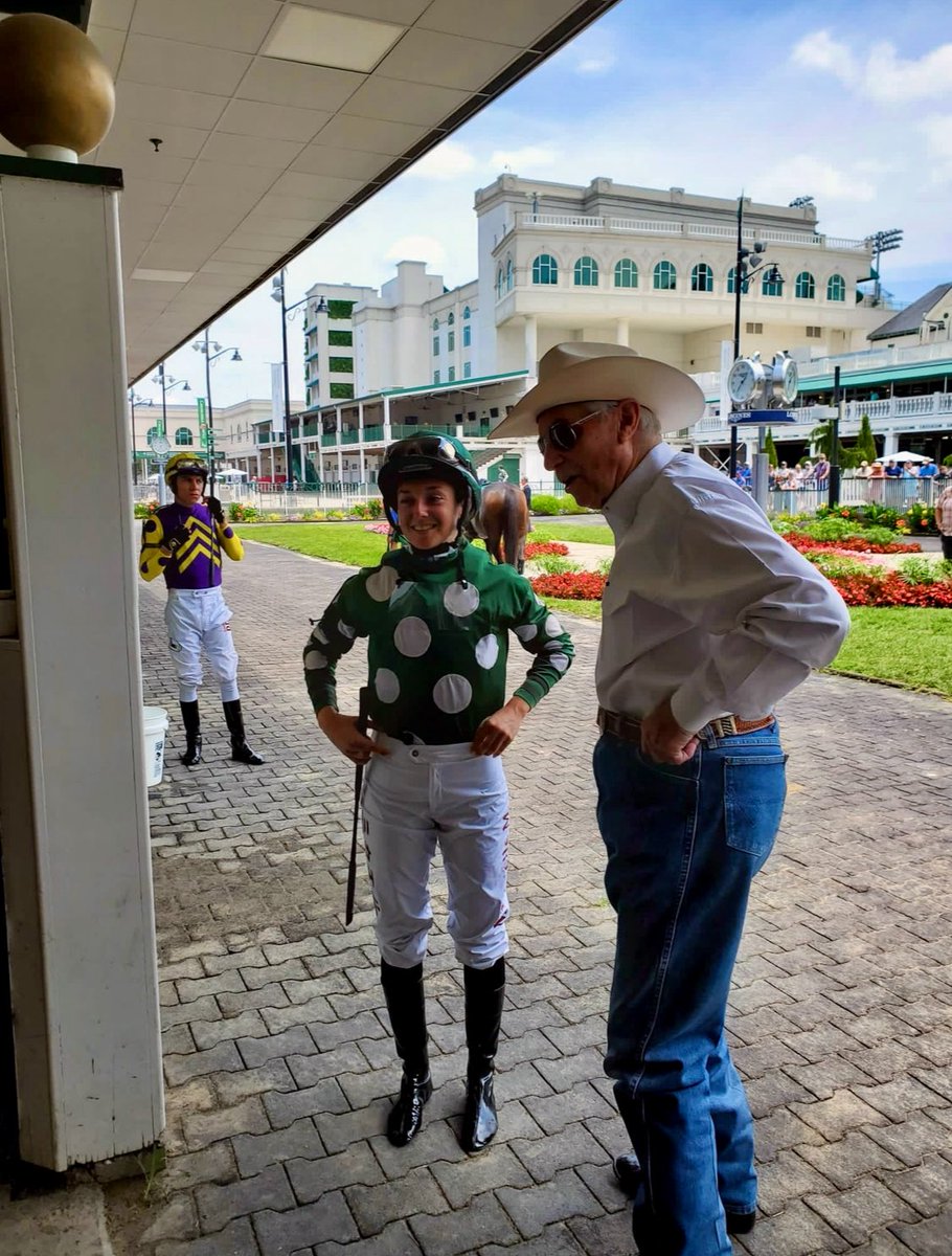 I am feeling very lucky to met, worked with and won for Wayne. 
A special cowboy who took the time to taught me so many thing and did a lot for me. 
I will never thank you and your family enough!

Thanks Coach 💫🕊️