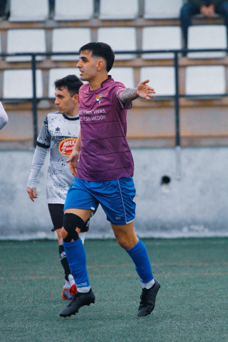Se acabó <a href="/cfcanvidalet/">CF Can Vidalet</a>. Gracias de corazón a mis compañeros y a la afición por el cariño y a César Del Pozo, que confió en mí y me permitió sentir el sentimiento de este barrio. He tenido la suerte de disfrutar de 2 ascensos en 3 años. A por un nuevo reto! Siempre del Canvi💙🤍