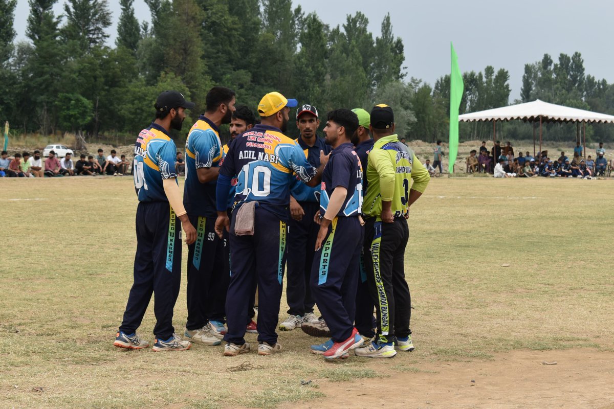 Pulwama Police (@ssppul) on Twitter photo T20 Cricket Tournament Organized by District Police Pulwama Under Civic Action Programme concluded successfully at Sports Stadium Rajpora.
<a href="/JmuKmrPolice/">J&K Police</a> <a href="/KashmirPolice/">Kashmir Zone Police</a>
<a href="/DigSkr/">DIG, South Kashmir Range</a> T20 Cricket Tournament Organized by District Police Pulwama Under Civic Action Programme concluded successfully at Sports Stadium Rajpora.
<a href="/JmuKmrPolice/">J&K Police</a> <a href="/KashmirPolice/">Kashmir Zone Police</a>
<a href="/DigSkr/">DIG, South Kashmir Range</a>