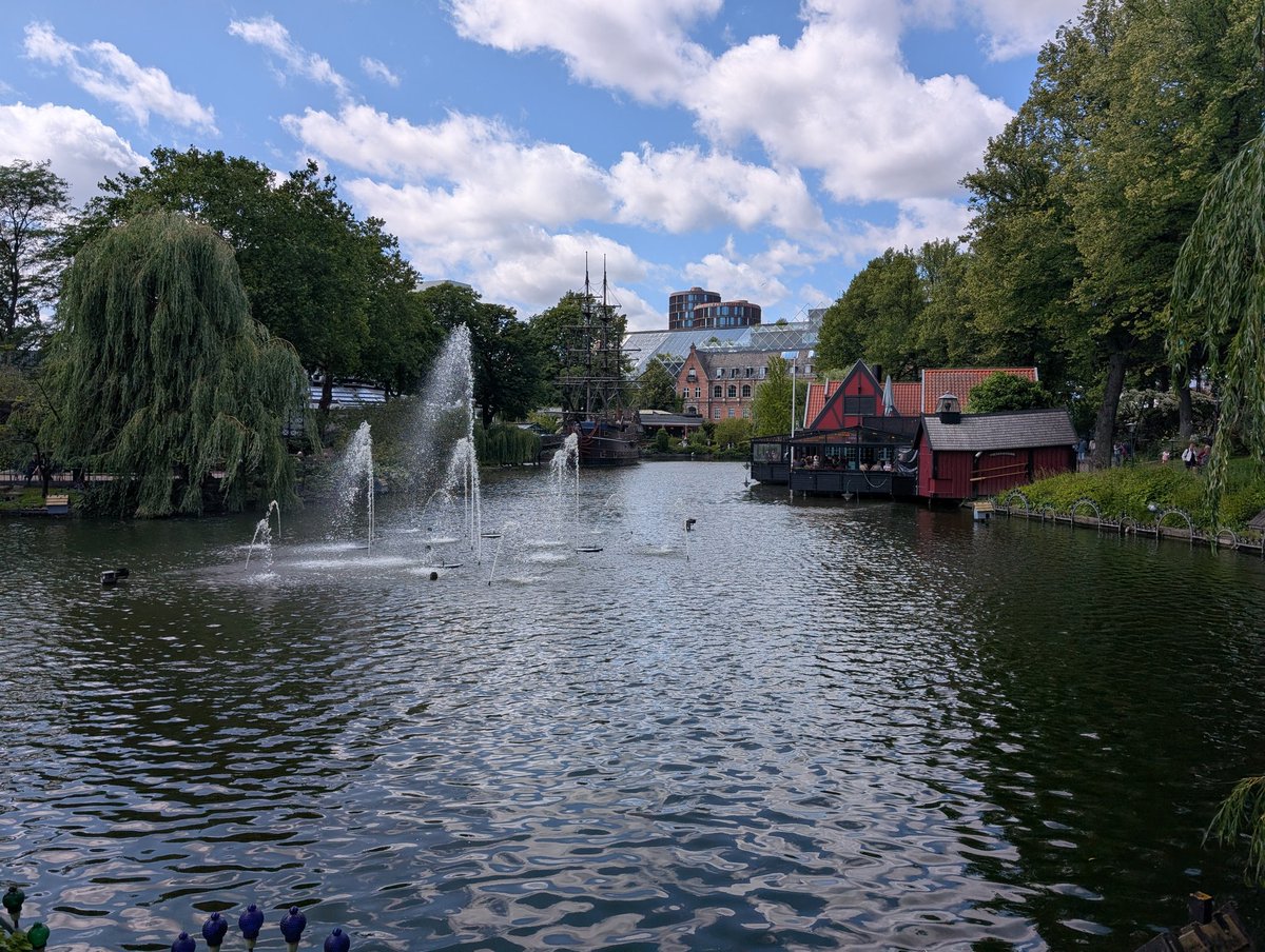 reallyoptimized's tweet image. Walt Disneys inspiration?
Yes, indeed!
4 years before opening Disneyland, Walt traveled to Tivoli, one of the oldest theme parks and located in Copenhagen, Denmark.
His visit immensely inspired what would become Disneyland.
Walt loved the design, lighting, feel, cleanliness…