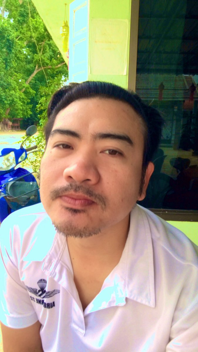 msompanwang's tweet photo. จะเล็ก หรือ จะใหญ่ สุดท้ายก็ต้อง ใช้เงิน เพราะปัจจุบัน โลกหมุนด้วยเงิน 😂🤣😅 #นัดเย็ดน่าน  #น่านนัดเย็ด  #น่านรับงาน https://t.co/3azvJcG7P4