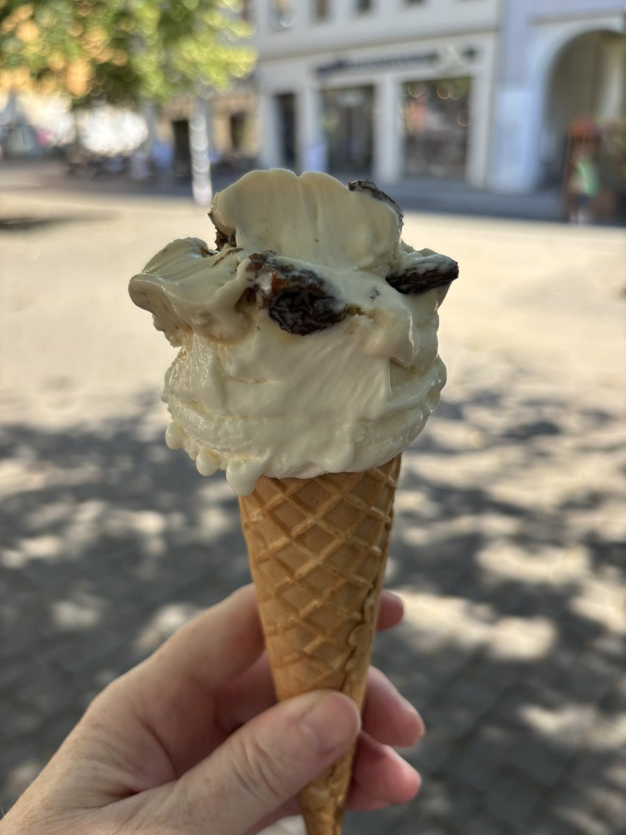 M. Fiona Shortt de Hernandez tweet media