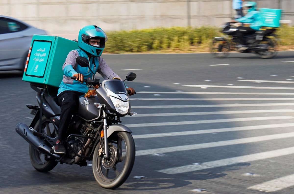 While you will see many young people sitting idle or wasting time in useless tasks, you will also see many young people who have earned their livelihood through delivery, rider, electrician, laborer, office boy, petrol pump, waiter or any other such hard work and have borne the