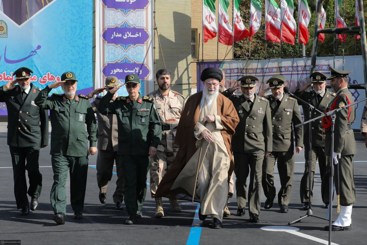 شیعه را با صلابتش می‌شناسند