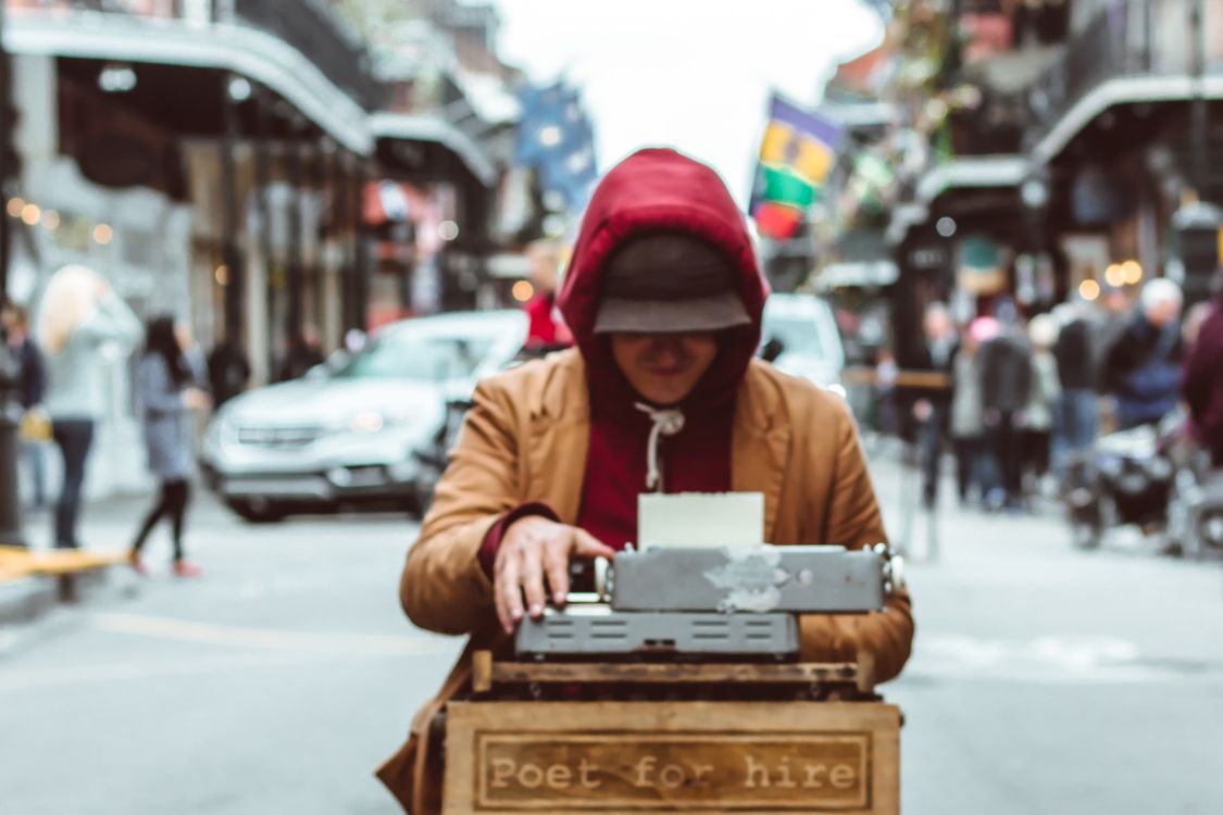 expwriting's tweet photo. Struggling to get your story out? Join us on the blog as we explore the importance of focus and some ways to keep your eyes on your goals in the midst of our chaotic world! 
📖✍️ Read more at https://t.co/hbp5yqlOWE! #focus #vision #gatekeeper #EveryWriterWriting https://t.co/mZ9RsUl68v