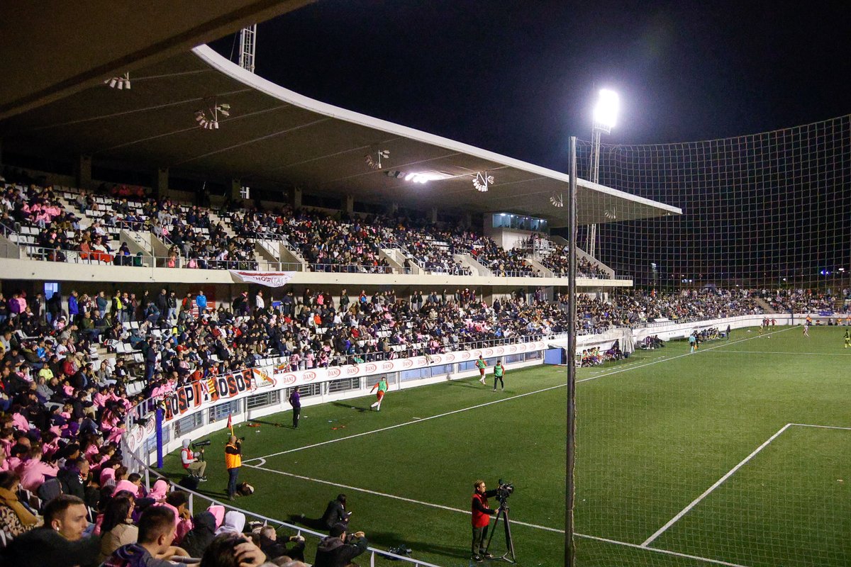 #AraÉselMoment! ❤️♦️Renova o dona't d'alta el teu carnet de soci o abonat

🔗celh.es/fes-ten-soci/