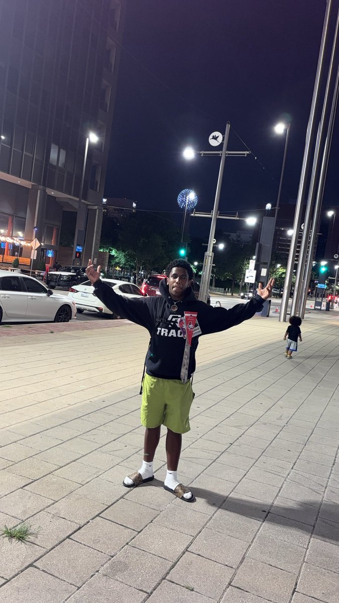 D1_TEE81's tweet image. Blessed to be 16 thank you lord for all the blessings and the moments !#birthdayboy
