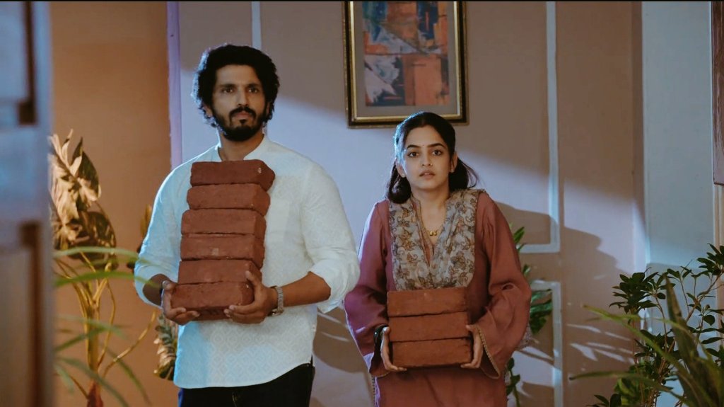 mai aur meri baiko mehenat karte hue🙈💗

<a href="/Mrs_sachin_/">Heer /Sailee sachin Deshmukh💐🌺</a> ❤️‍🩹

• #UdneKiAasha #SaChi #KanwarDhillon #NehaHarsora •