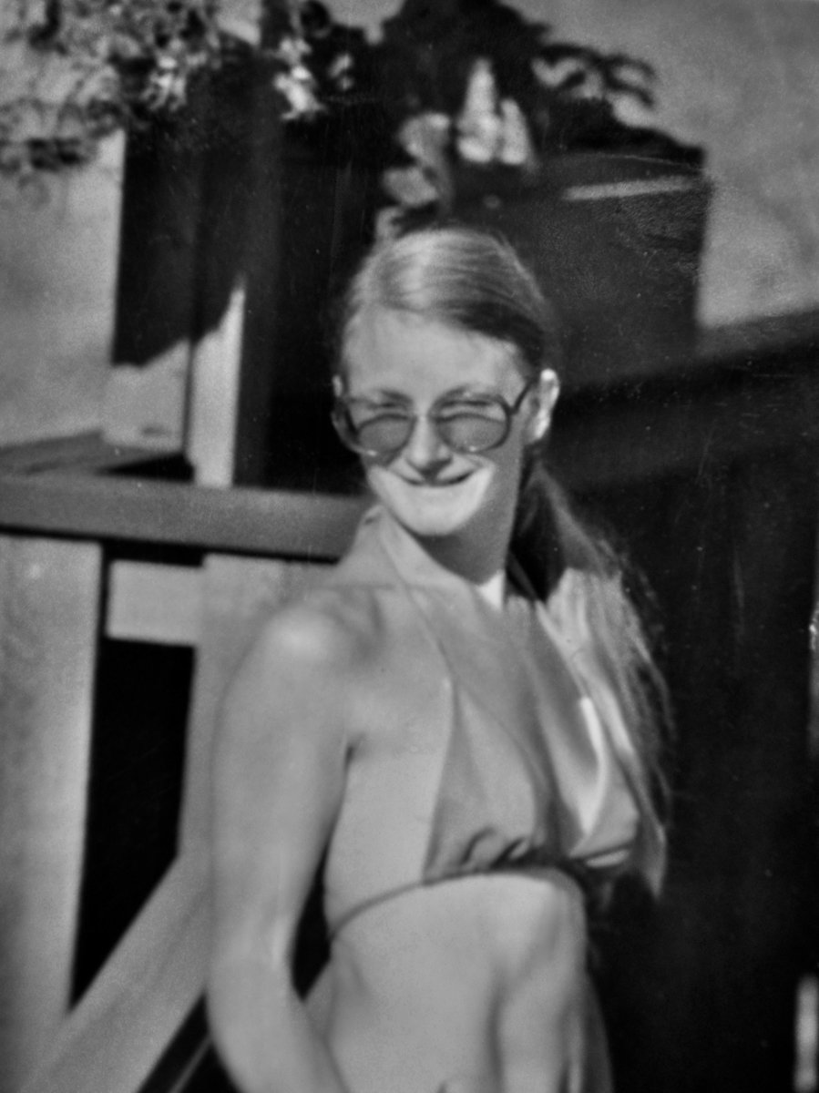 JudithRenaud's tweet image. #EFSDP It appears. YouTube doesn&apos;t want too many videos at one time on one account. Seems I now have three accounts. Hope you keep track... xo Enjoy .    youtube.com/@judy160SC