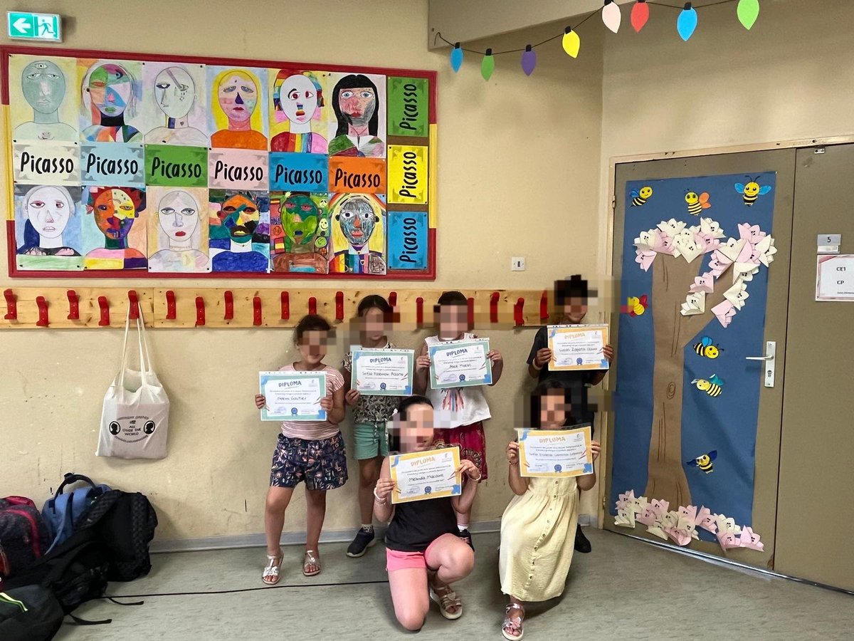 SEstrasburgo's tweet image. Entrega de premios de la XII edición del concurso de microrrelatos de la SIE Estrasburgo, de CP a CM2. Enhorabuena a los ganadores/as