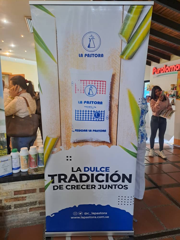 Central La Pastora participa en la Asamblea Anual de
<a href="/FEDEAGRODIGITAL/">FEDEAGRO | SEMBRANDO FUTURO</a> 2025, celebrada en Acarigua, estado Portuguesa. 🙌 

Nos comprometemos a apoyar la agricultura venezolana y a debatir temas clave para el crecimiento del sector. 🎋 #Fedeagro2025 #CentralLaPastora #Agricultura