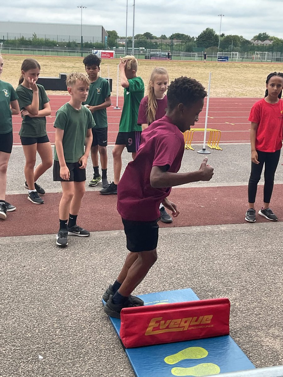 AcademyWillow's tweet image. A fantastic day was had by all the the Exceed Trust Games. The children competed showing determination and resilience. They were a credit to the school! Well done everyone. They loved getting an ice cream too! @ExceedLP