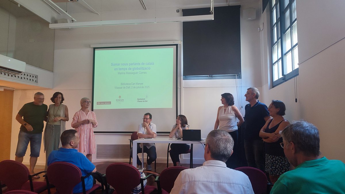 omniummaresme's tweet image. Comença l&apos;acte en col·laboració amb la Taula per la Llengua de @vilassardedalt . Teixim aliances amb les iniciatives i entitats locals per treballar per enfortir la nostra llengua com a eina vehicular del país