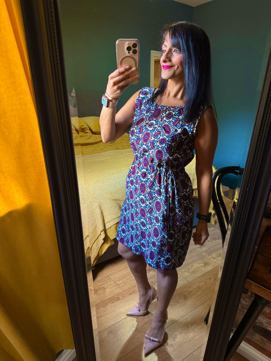 Happy Wednesday 🪞💖