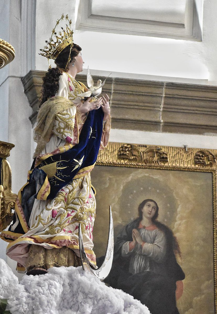 El decreto federal de 13 de mayo 1825 instituyó como fiesta nacional el 8 de diciembre, día de la Inmaculada Concepción.

📷: Alex Molineros