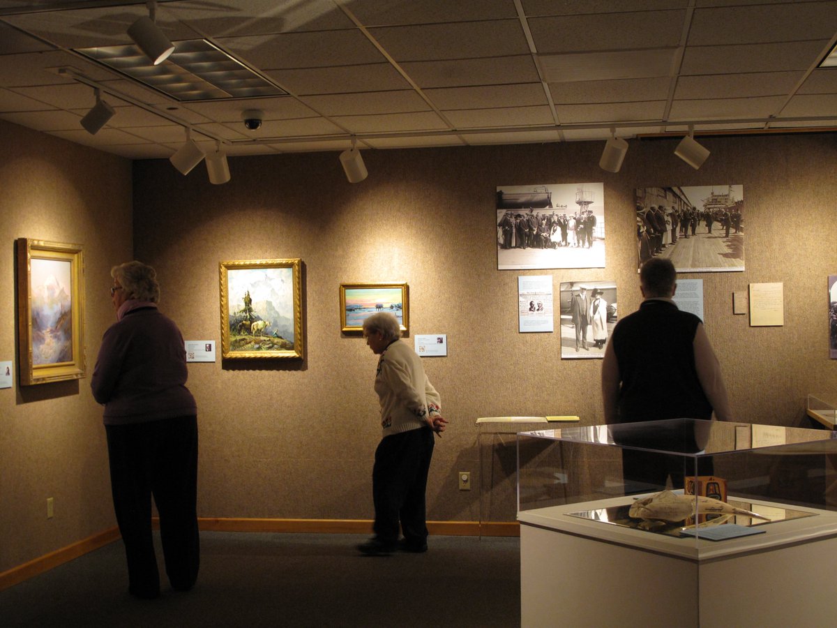 HooverPresLib's tweet image. Today’s #FlashbackFriday shows images of our 2016 exhibit about President Harding’s 1923 “Voyage of Understanding.” See current museum construction progress here: hoover.archives.gov/museum-renovat…