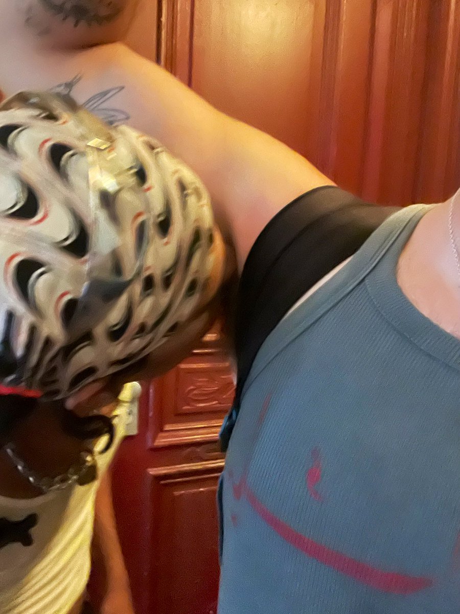 Spanish papi // Horny power vers (@alan_versxxx) on Twitter photo 38 degrees in Berlin and I’m sweating  my boy: 38 degrees in Berlin and I’m sweating  my boy: