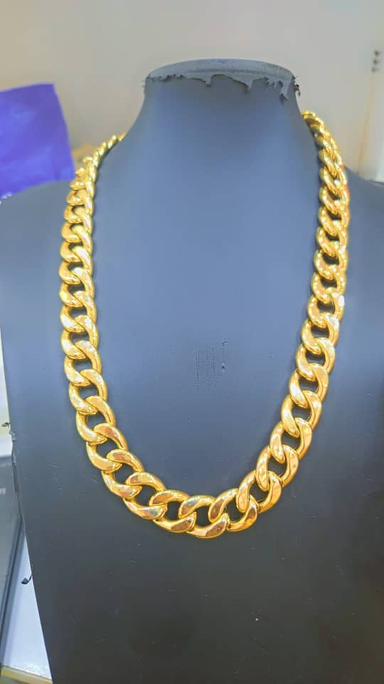 thecap40425017's tweet photo. 18KARAT ITALIAN GOLD
YABA TEJUOSHO MALL LAGOS
08039228533 WHATSAPP
#gold #thecap #thecapyourcloset #abatiakeem https://t.co/BXMrcQsJaV