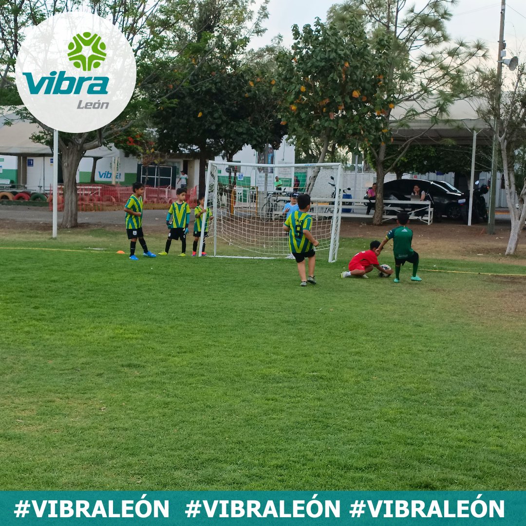 vibraleon's tweet photo. En #VibraLeón sabemos la importancia del desarrollo de la #Solidaridad únete al cambio.

#VibraConNosotros #VibraConValores 

#FutbolParaElDesarrollo #Valores #FutbolIncluyente
#SportForSocialChange
#DeporteFormativo #Soccer
#Deporte https://t.co/xNlt5sRhyE