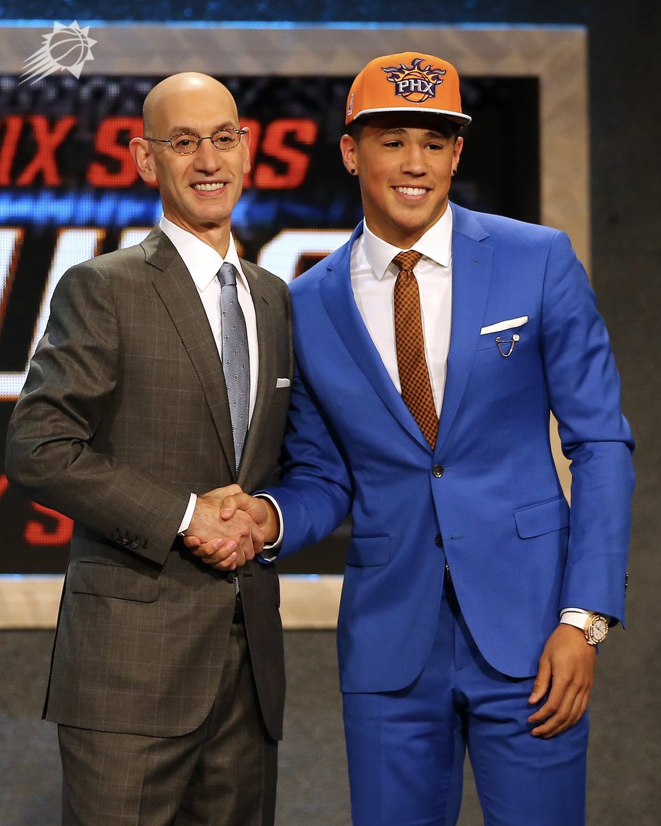 CGBBURNER's tweet photo. Devin Booker is now the only player from the 2015 NBA Draft that is still with the original team that drafted him. 😳

(Via, @DevinBookerMuse) https://t.co/VqpWZDaJqJ