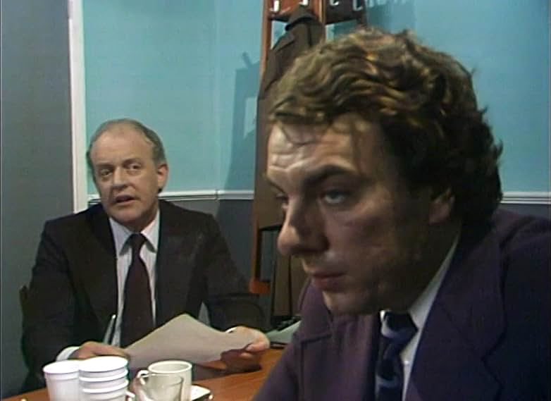 SaveRedlandLibr's tweet photo. 7pm TODAY on @TalkingPicsTV

From 1978, s13 Ep 13 #Crime #Drama📺 #ZCars - “Pressure” directed by #JohnMcGrath &amp; written by #TroyKennedyMartin

🌟 #JamesEllis #DouglasFielding #PaulStewart #AllanOKeefe #FrankWindsor #JohnPhillips #AlunArmstrong #TonyHaygarth #ChristineHargreaves https://t.co/4zlcCWpJbY